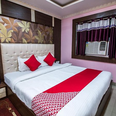 Oyo 14579 The Hangout Jamshedpur Exterior foto