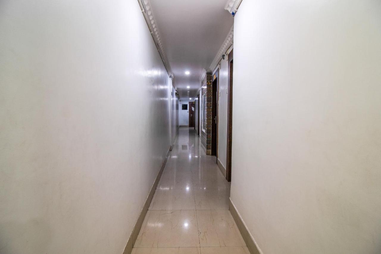 Oyo 14579 The Hangout Jamshedpur Exterior foto