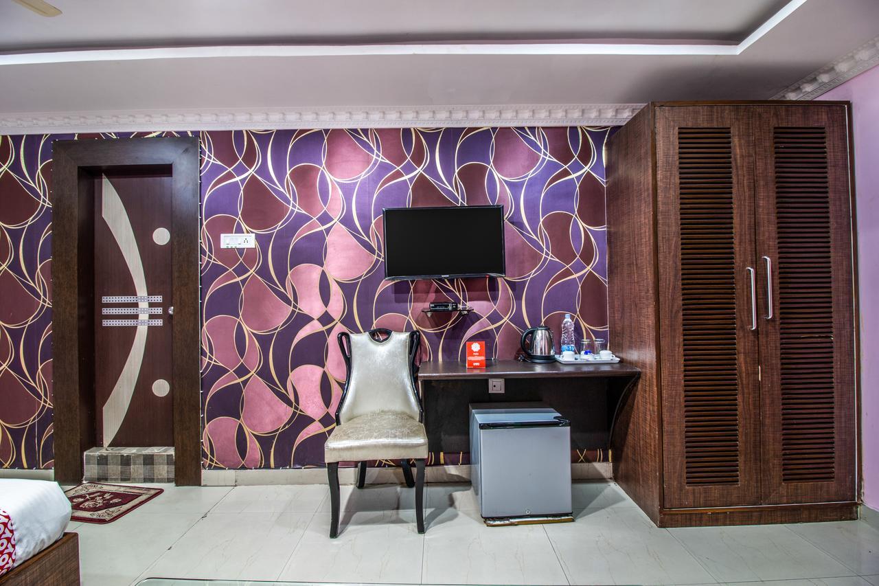 Oyo 14579 The Hangout Jamshedpur Exterior foto