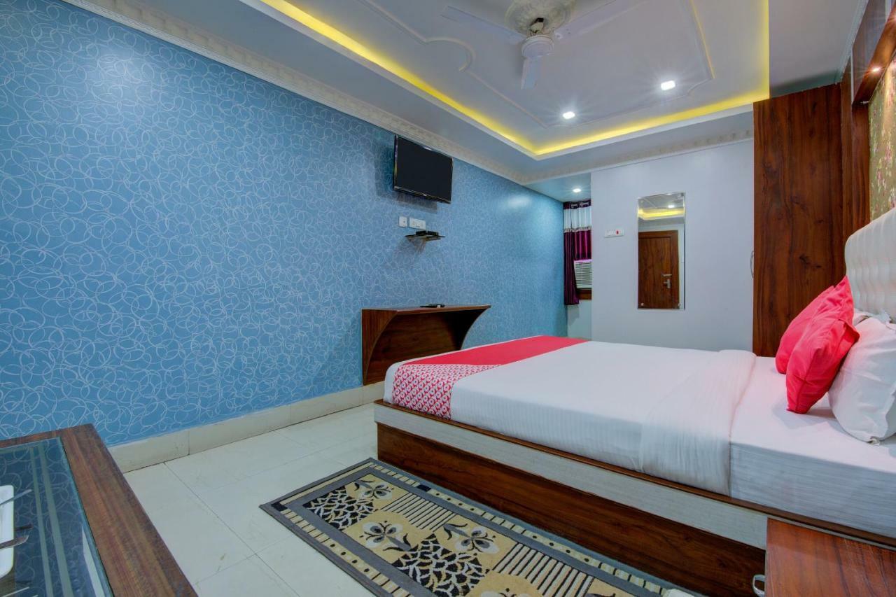 Oyo 14579 The Hangout Jamshedpur Exterior foto