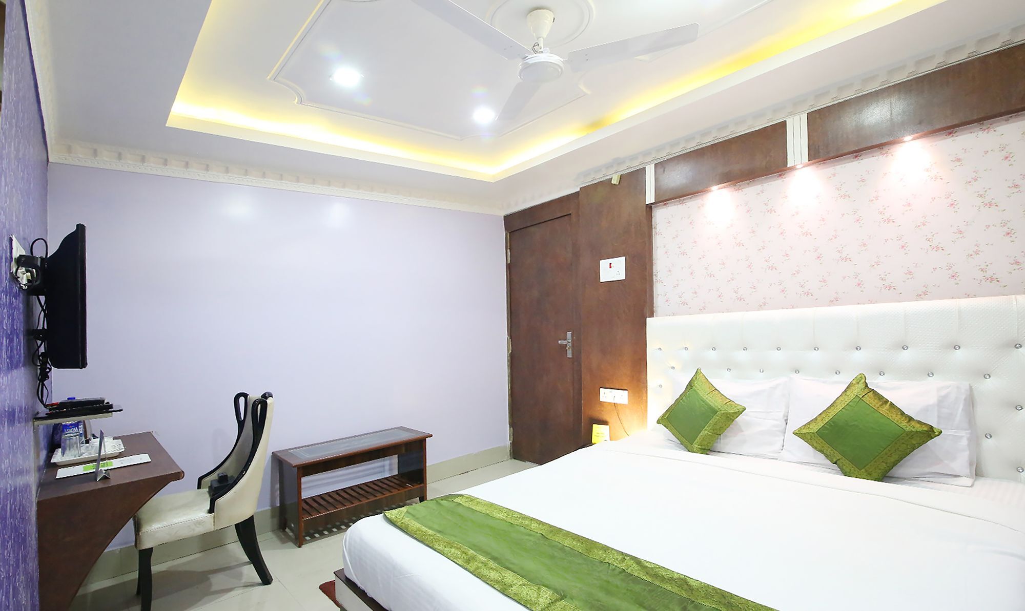 Oyo 14579 The Hangout Jamshedpur Exterior foto