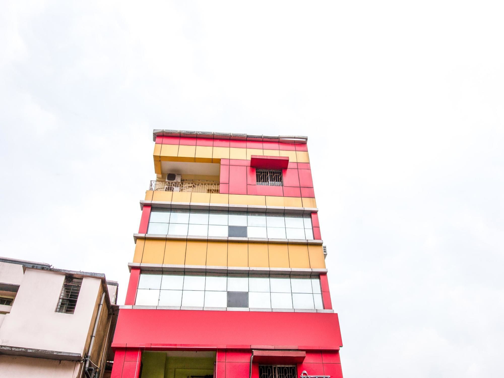 Oyo 14579 The Hangout Jamshedpur Exterior foto