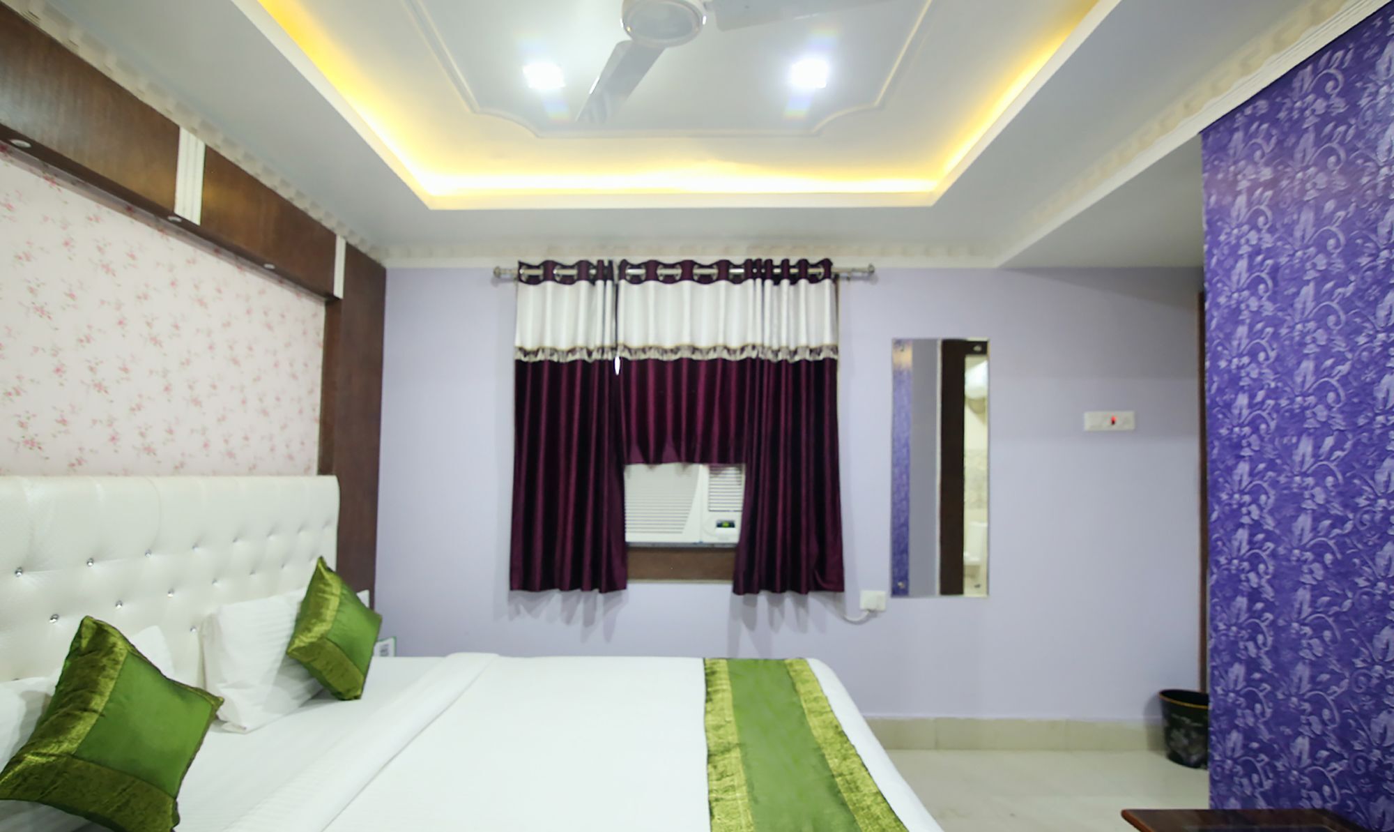 Oyo 14579 The Hangout Jamshedpur Exterior foto